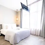 Newly Build Utopia Penthouse 7-minutes From Rotterdam Cs App3 B&B 쉬담