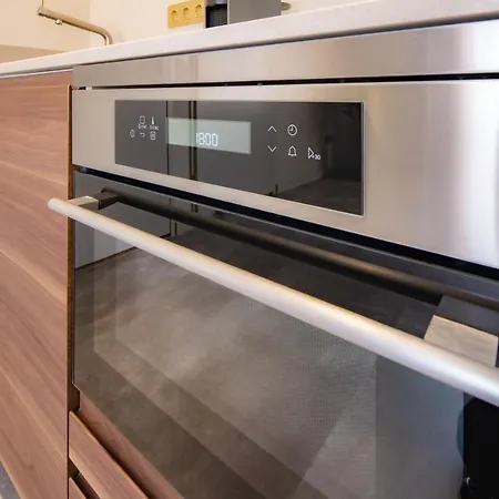 Newly Build Utopia Penthouse 7-minutes From Rotterdam Cs App3 3* Schiedam