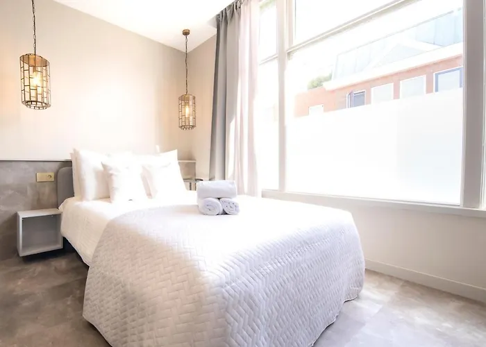 Newly Build Utopia Penthouse 7-minutes From Rotterdam Cs App3 3*